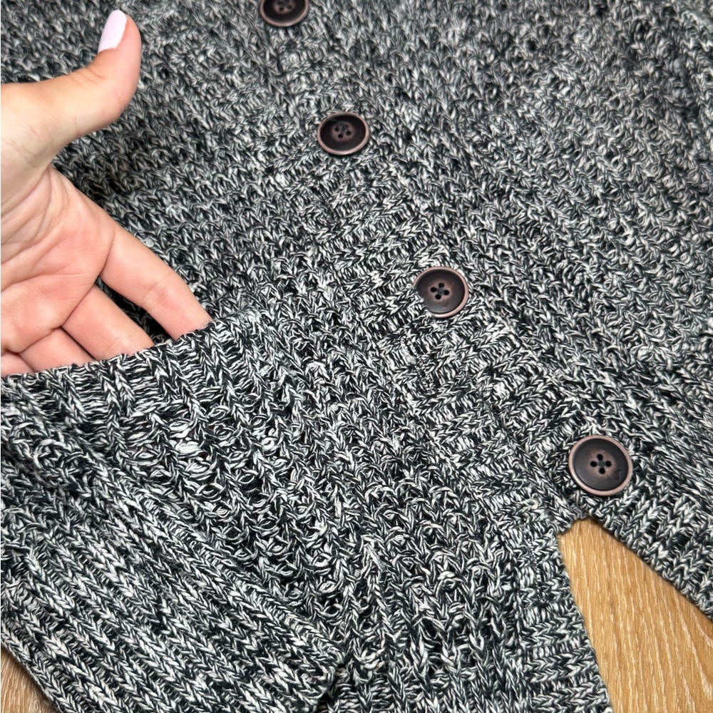 American Eagle Marled Knit Button Front Cardigan Sweater Gray White Women’s M - Picture 4 of 7